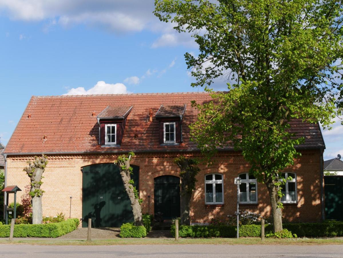 Lindenhof Wohnung 2, Erdgeschoss Vipperow Exteriér fotografie